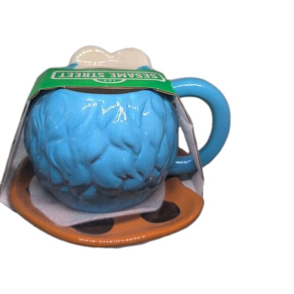 Sesame Street Cookie Monster Mug & Cookie Plate Set  2-Piece Ceramic Set. - Picture 3 of 6
